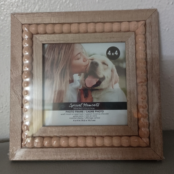 Special Moments Beaded Tan Photo Frame( Never Opened) - Picture 1 of 5